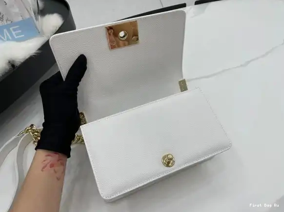 First Bag Ru BAG BOY CHANEL 0513